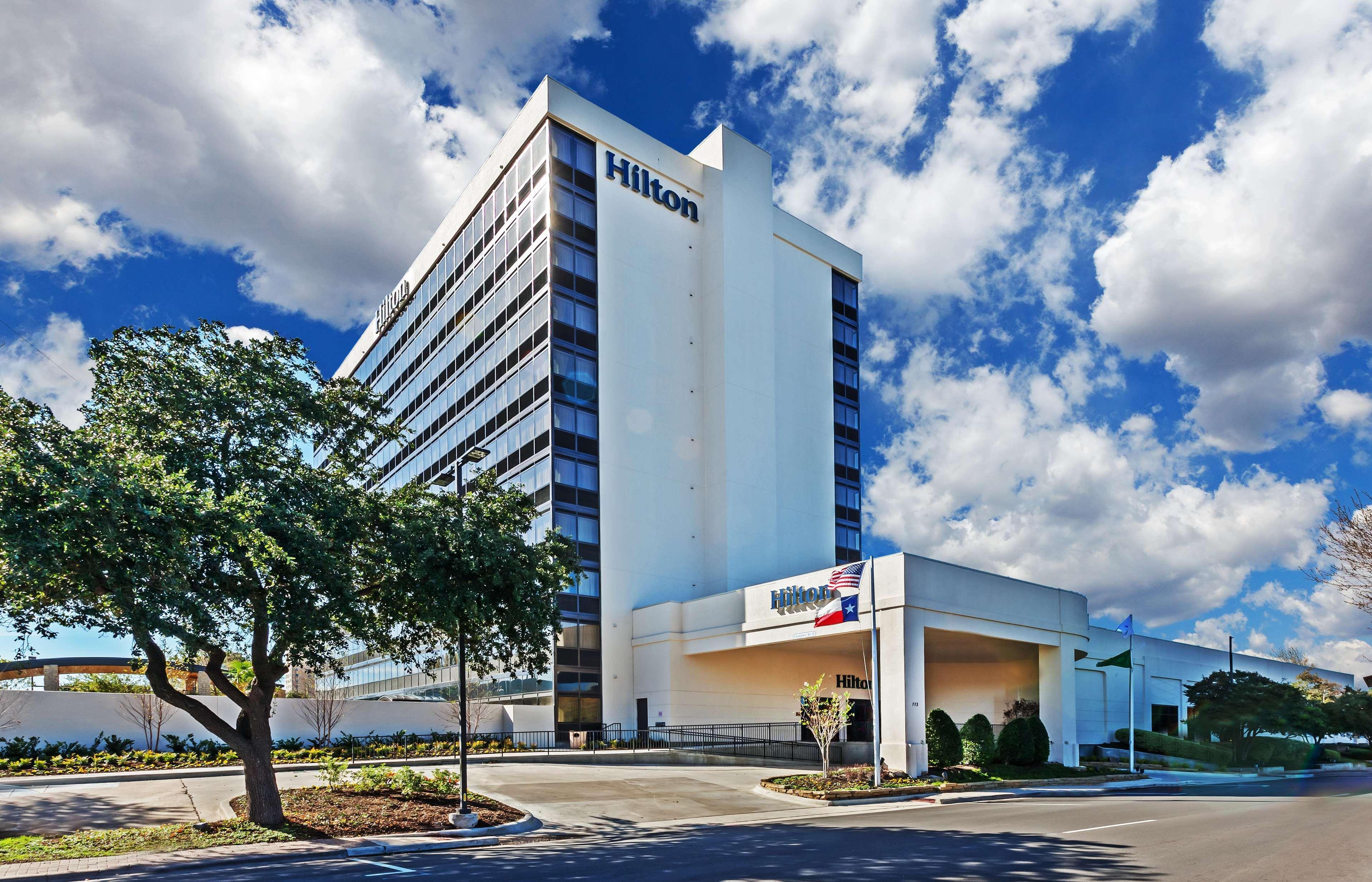 Hilton Waco Hotel Екстериор снимка
