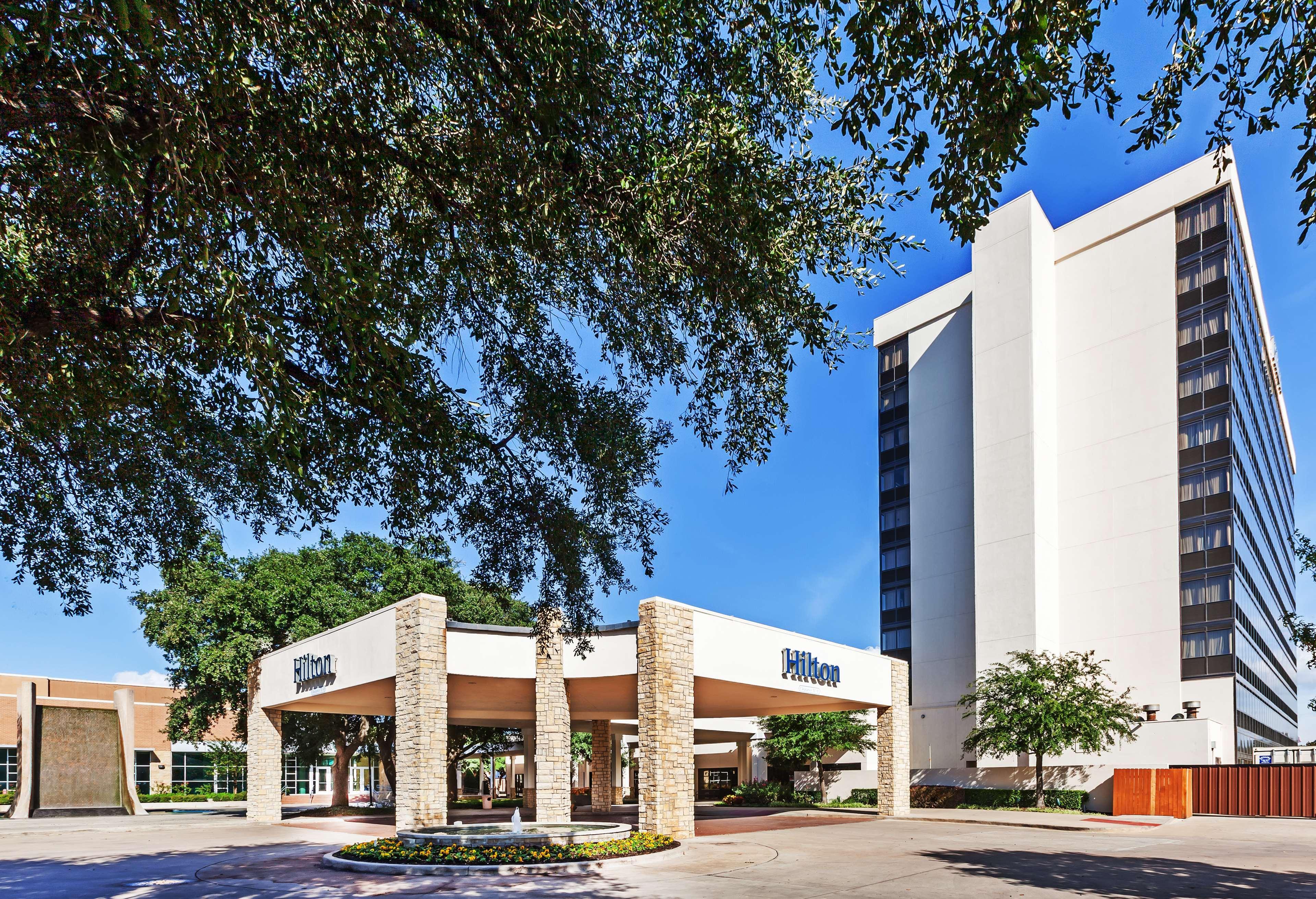 Hilton Waco Hotel Екстериор снимка