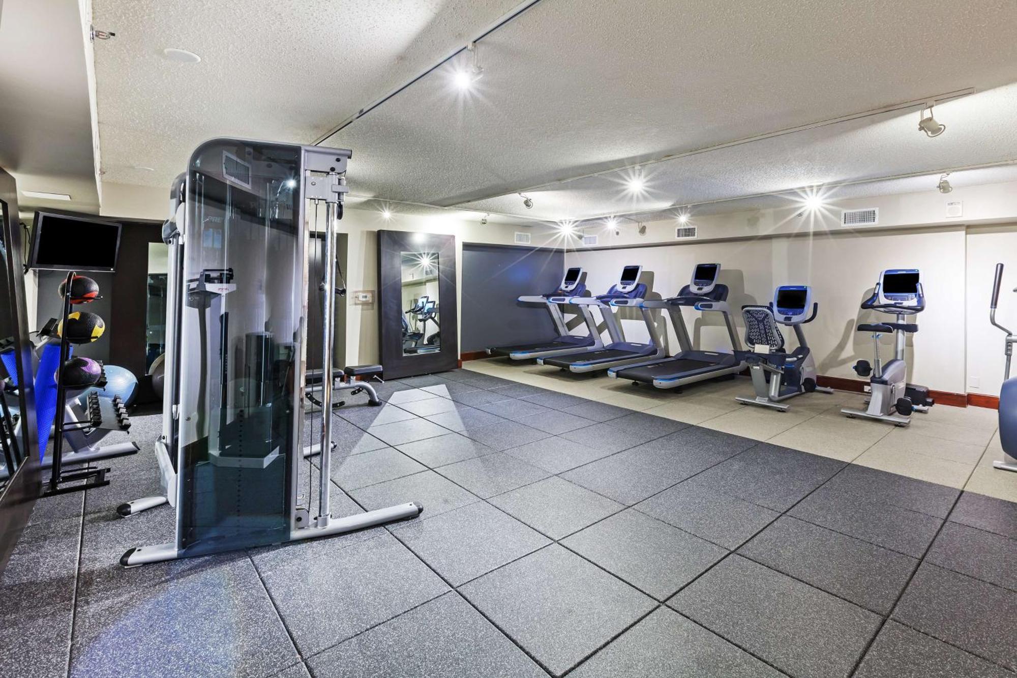 Hilton Waco Hotel Екстериор снимка