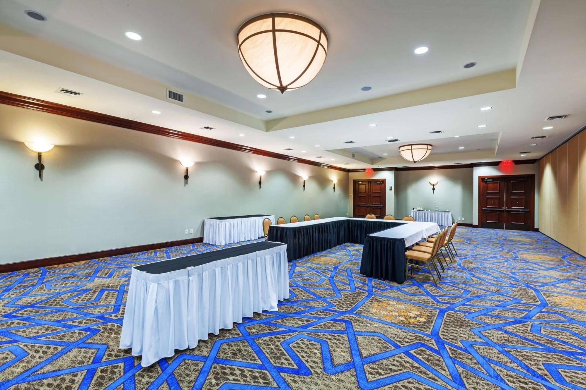 Hilton Waco Hotel Екстериор снимка