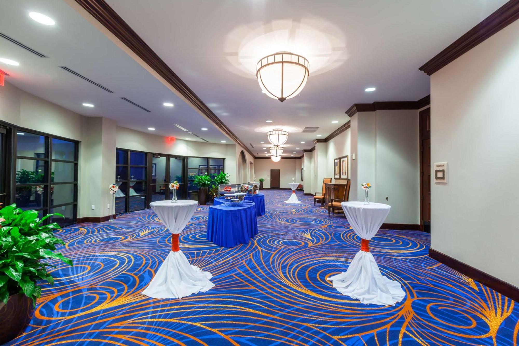 Hilton Waco Hotel Екстериор снимка