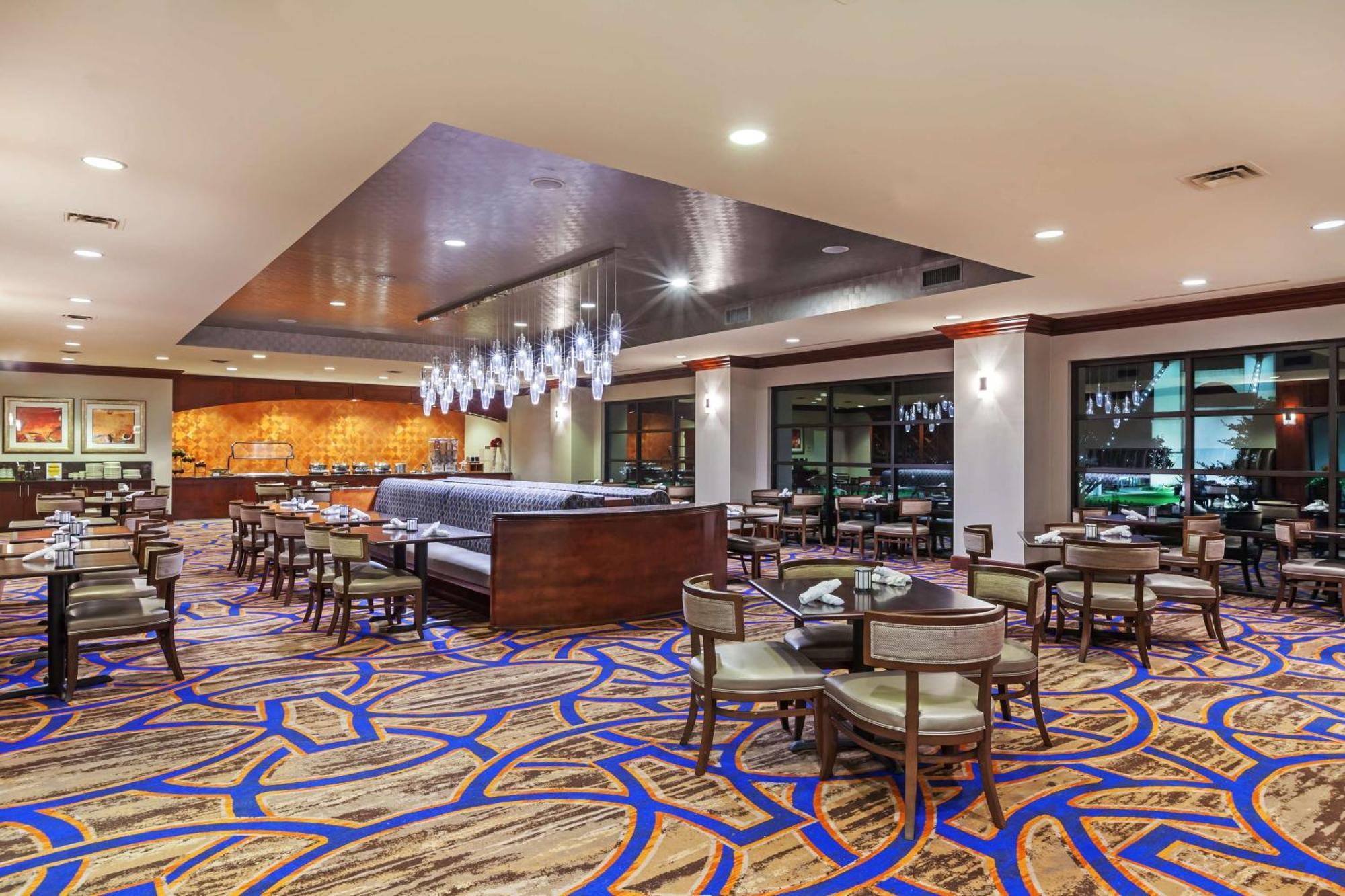 Hilton Waco Hotel Екстериор снимка