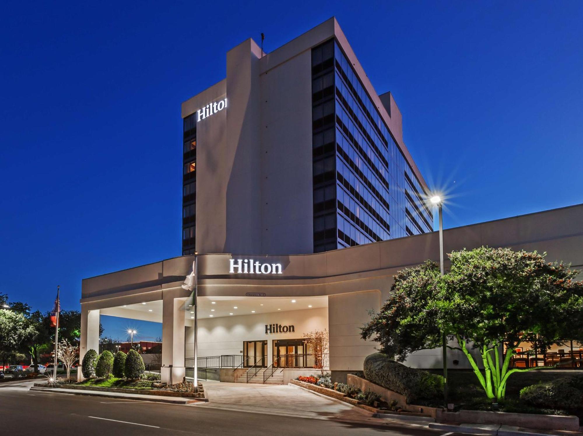 Hilton Waco Hotel Екстериор снимка