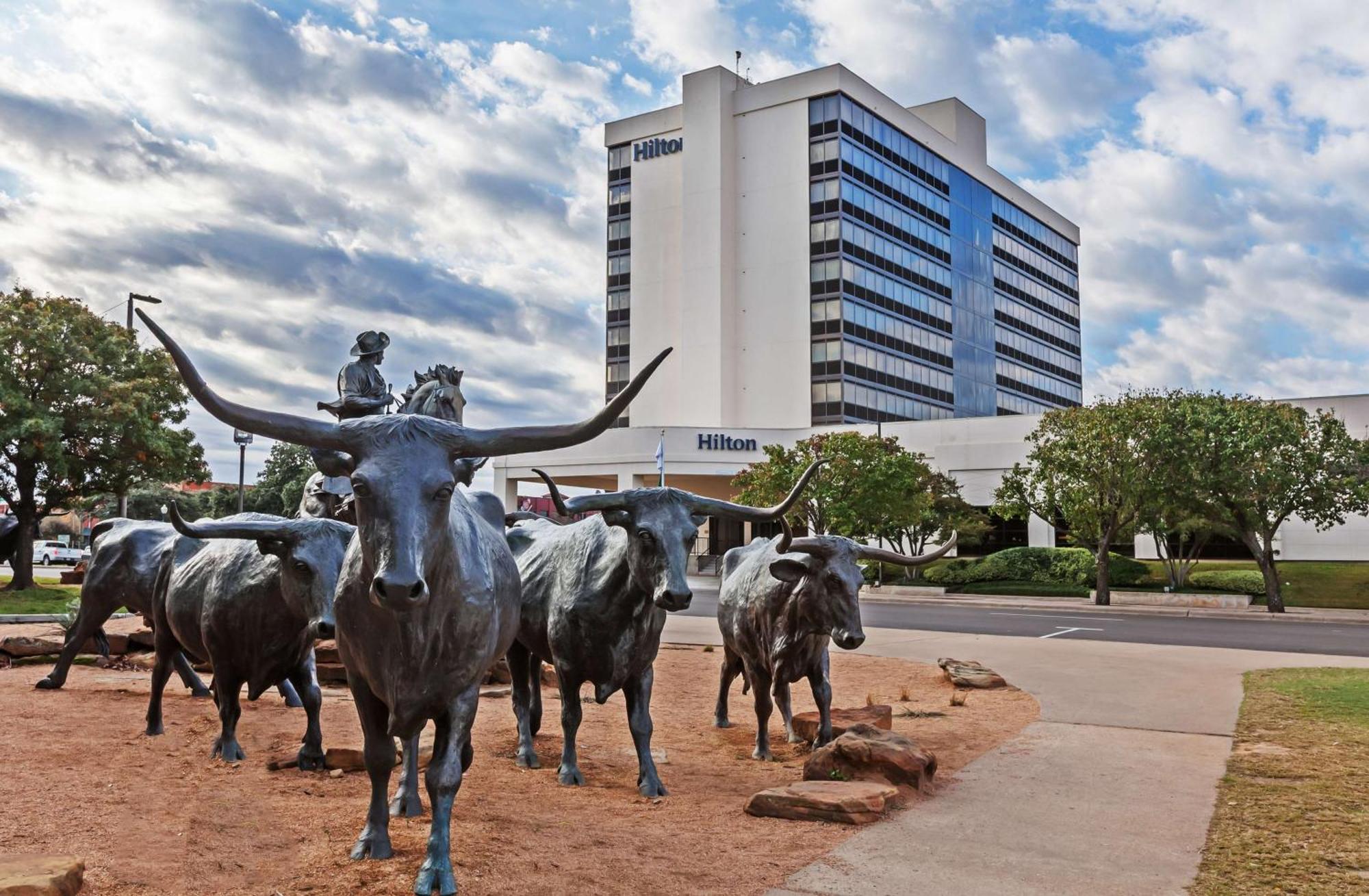 Hilton Waco Hotel Екстериор снимка